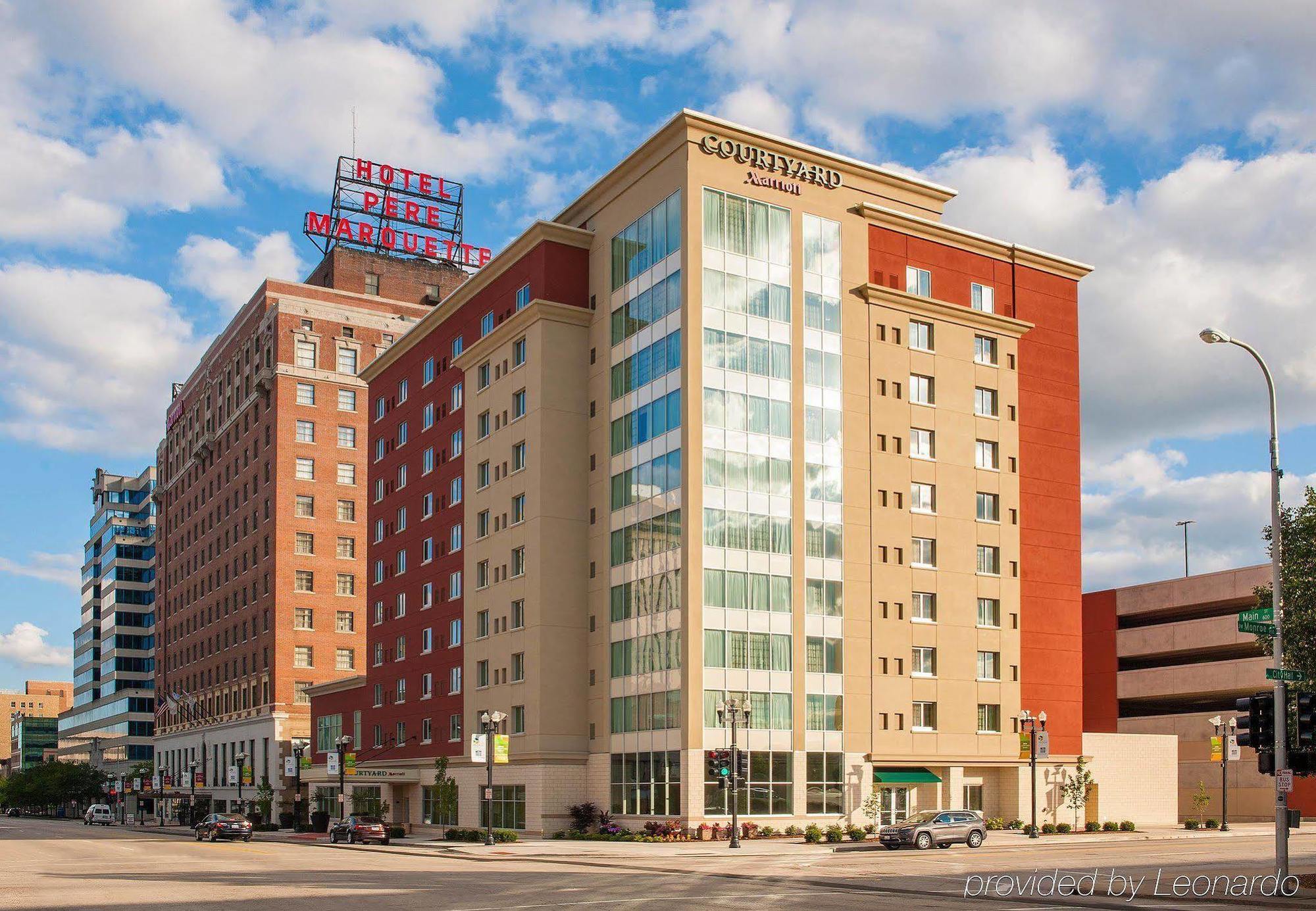 Hotel Courtyard Peoria Downtown Esterno foto